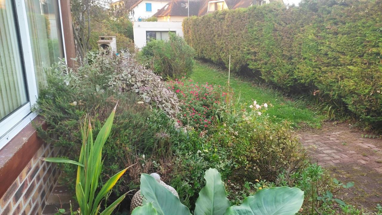 Chez Chon Et Jean-Marie Apartamento Hermanville-sur-Mer Exterior foto